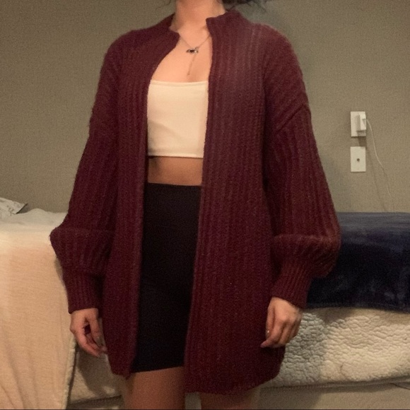 Burgundy cardigan - Picture 2 of 2